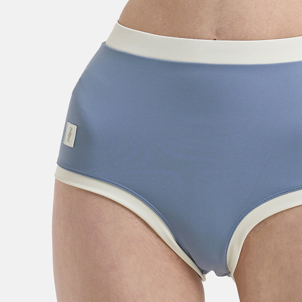 Hot Han Chloe High Shorts - Airy Blue