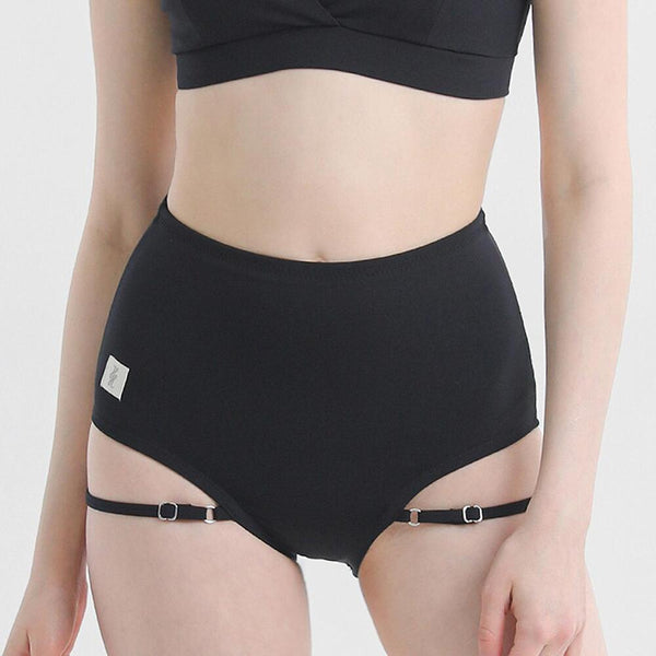 Hot Han Groove Garter Shorts - Black