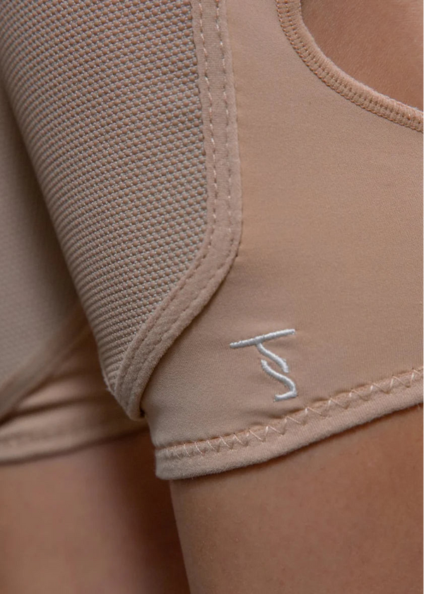 Tatiana Latte Nude Pole Dance Knee Pads